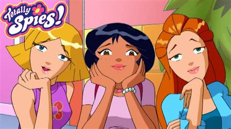 Alex, Sam and Clover want to date the same person!!! .